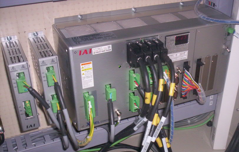 Intelligent Actuator
X-SEL, P-CON